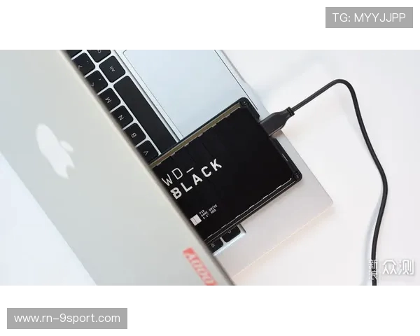 52 T游戏硬盘即插即玩开启全新游戏体验随时畅玩无需安装